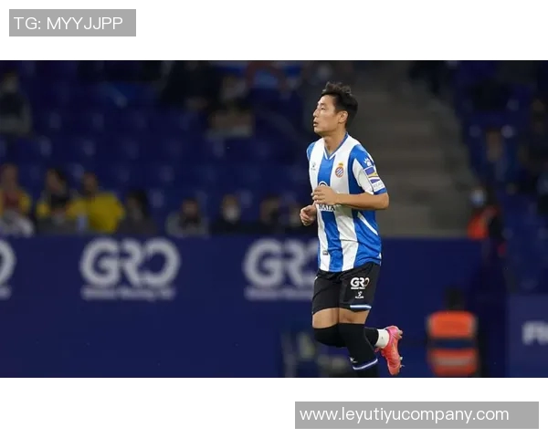 科莫小将罗德里格斯称赞亚马尔为世界最佳遗憾未能获金球奖