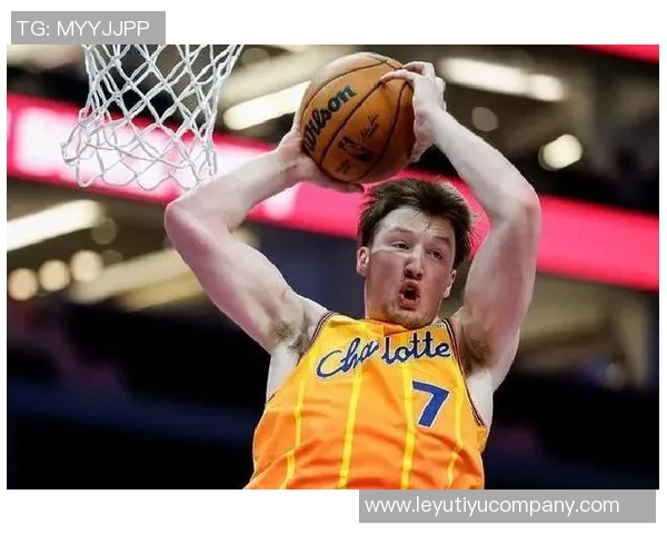 克尼佩尔下半场发力砍下15分全场三分命中率高达55助球队取胜